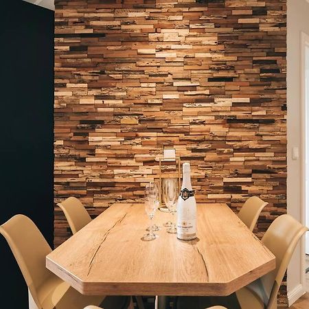 Tip! Toplage In Dresden! Moderne 100 Qm Ferienwohnung Fuer Familien Und Kleine Gruppen Luaran gambar