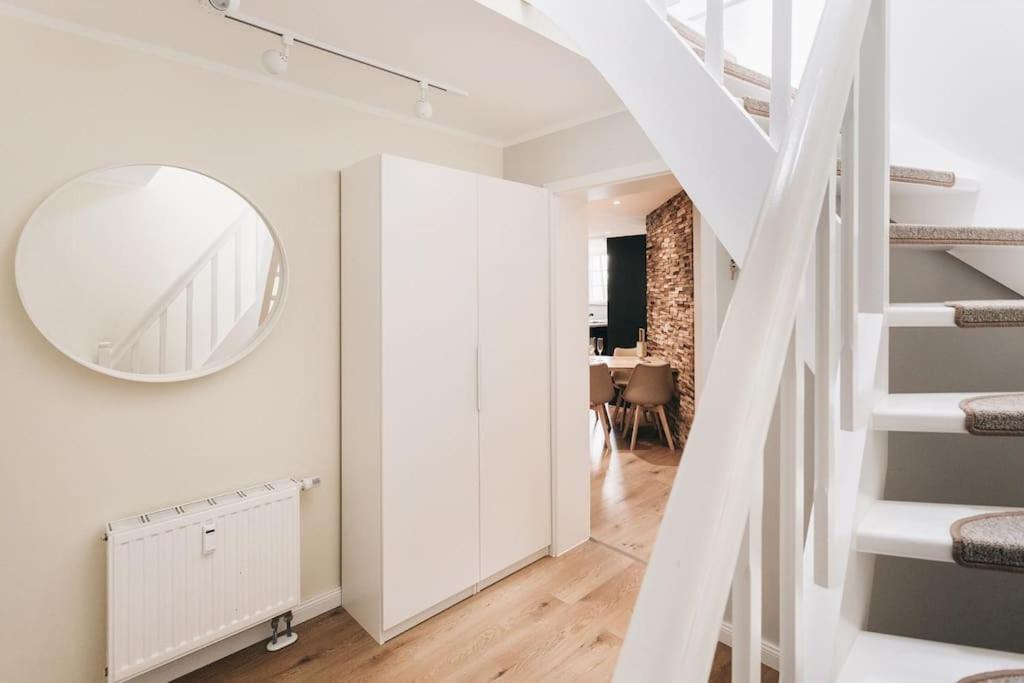 Tip! Toplage In Dresden! Moderne 100 Qm Ferienwohnung Fuer Familien Und Kleine Gruppen Luaran gambar